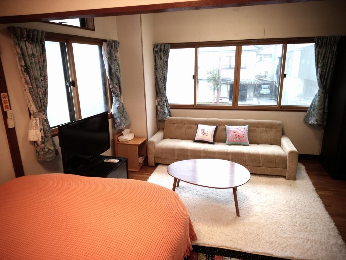 Hitoyoshi Morinohall Ladies In - Female Only Exterior photo
